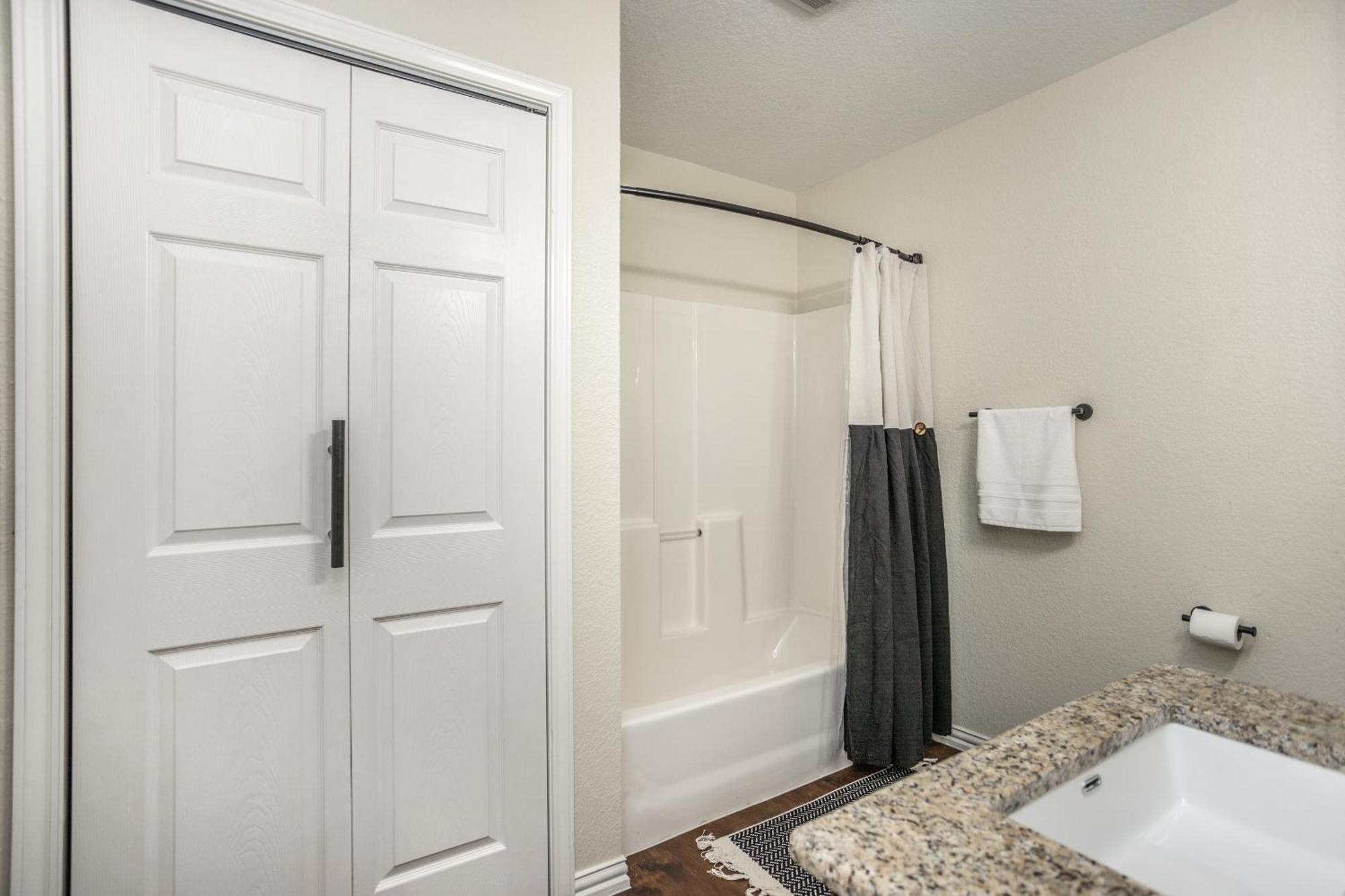 Tranquil 3-Bedroom Cabin Near Winstar Casino ثاكيرفيل المظهر الخارجي الصورة